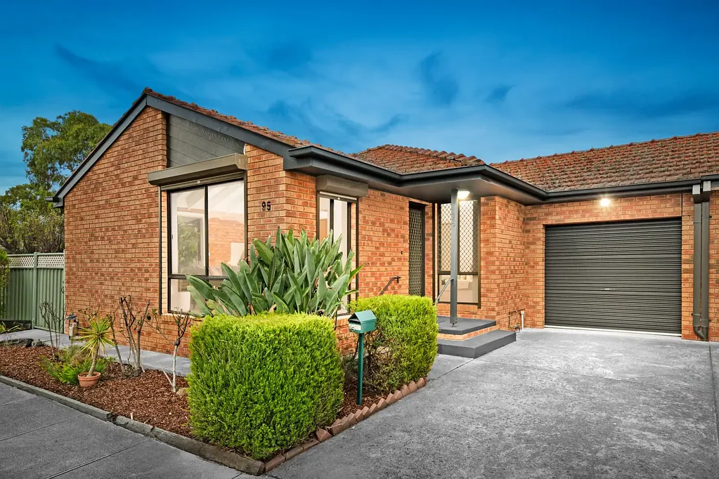 95 Moorhead Drive, Mill Park, VIC 3082