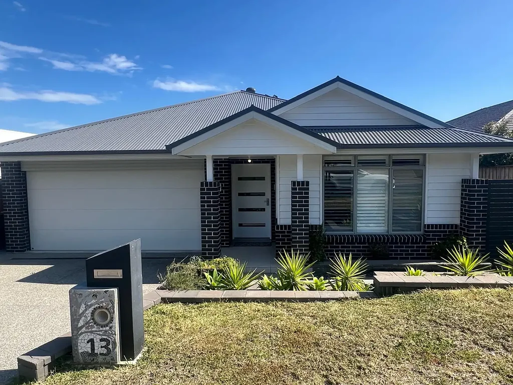 13 Crampton Street, Boolaroo, NSW 2284