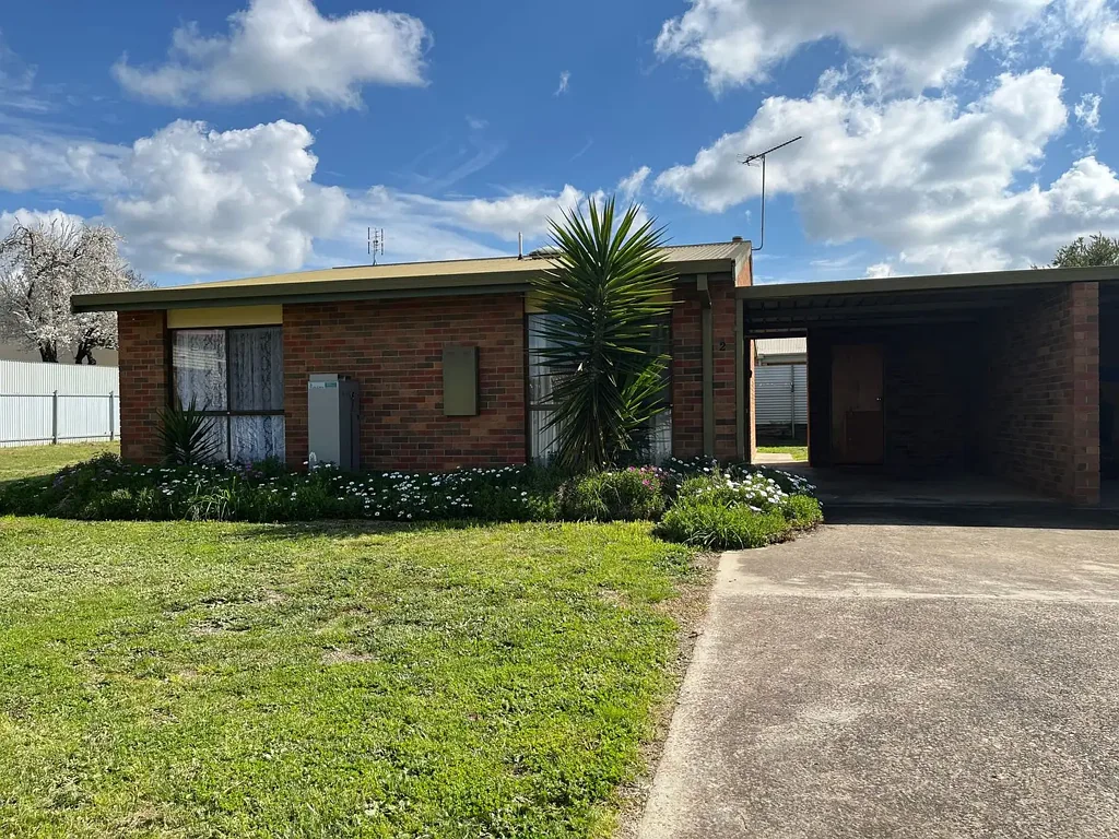 TWO BEDROOM UNIT IN MARYBOROUGH