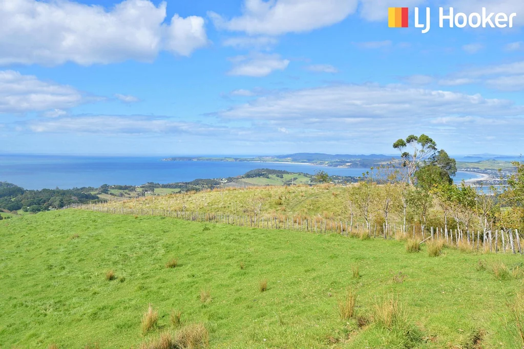Leigh  Impressive Views and Location