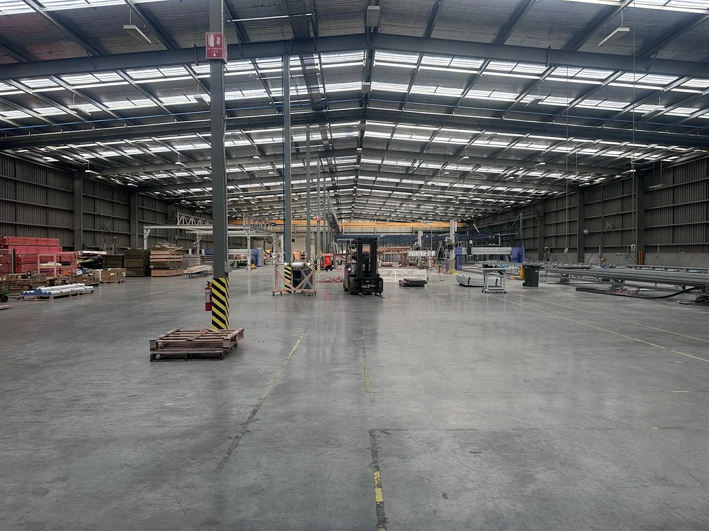 Rolleston  Large Warehouse or Manufacturing with Cranes