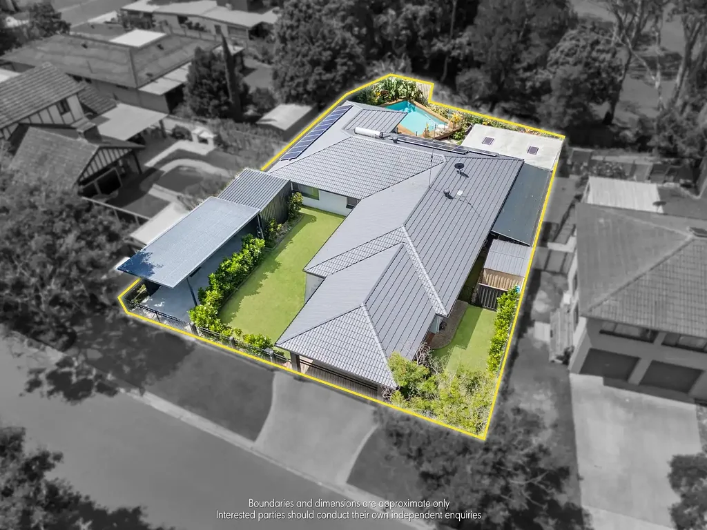 8 Nerang River Drive, Nerang, QLD 4211