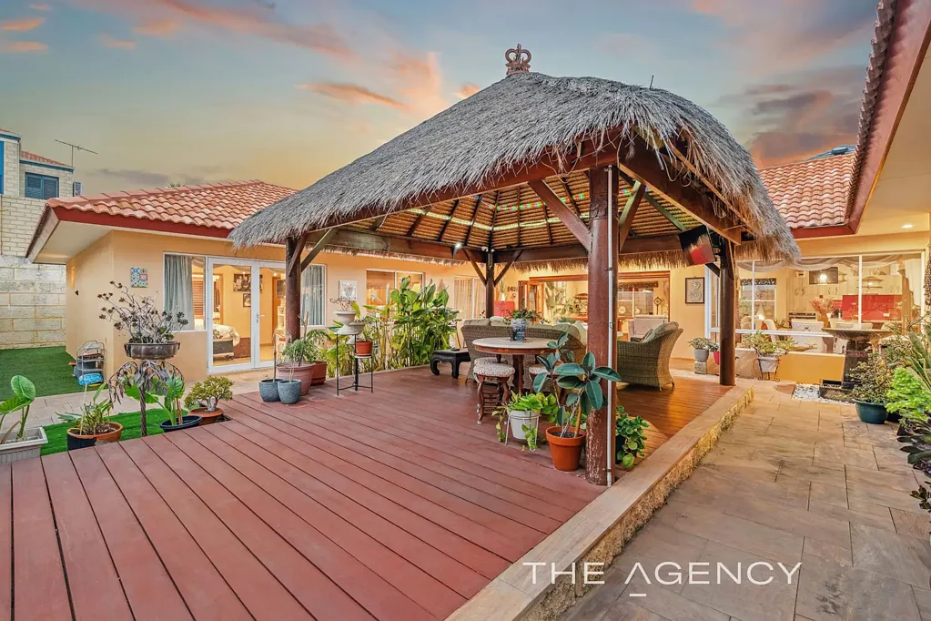 15 Ivory Way, Mindarie, WA 6030