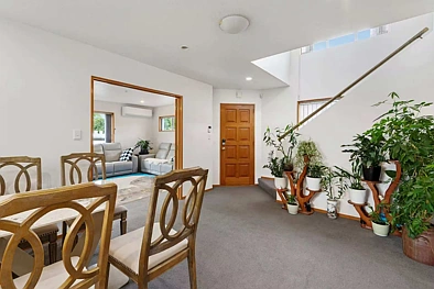 Spacious 3 Bedroom Home In Ilam