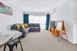 5/5 Jones Crescent, Melville