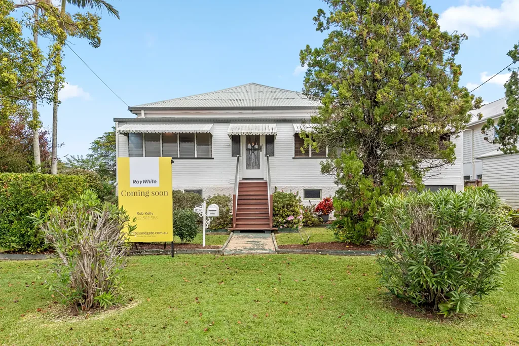 97 Palm Avenue, Shorncliffe, QLD 4017
