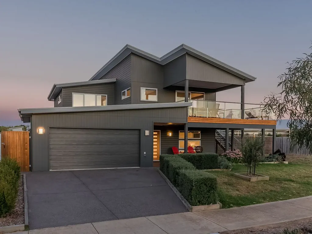 Stunning Fully Furnished 4-Bedroom Home – Short-Term Lease (3–6 Months)