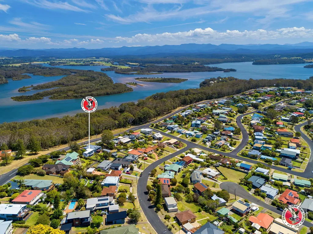 142 Hector McWilliam Drive, Tuross Head, NSW 2537