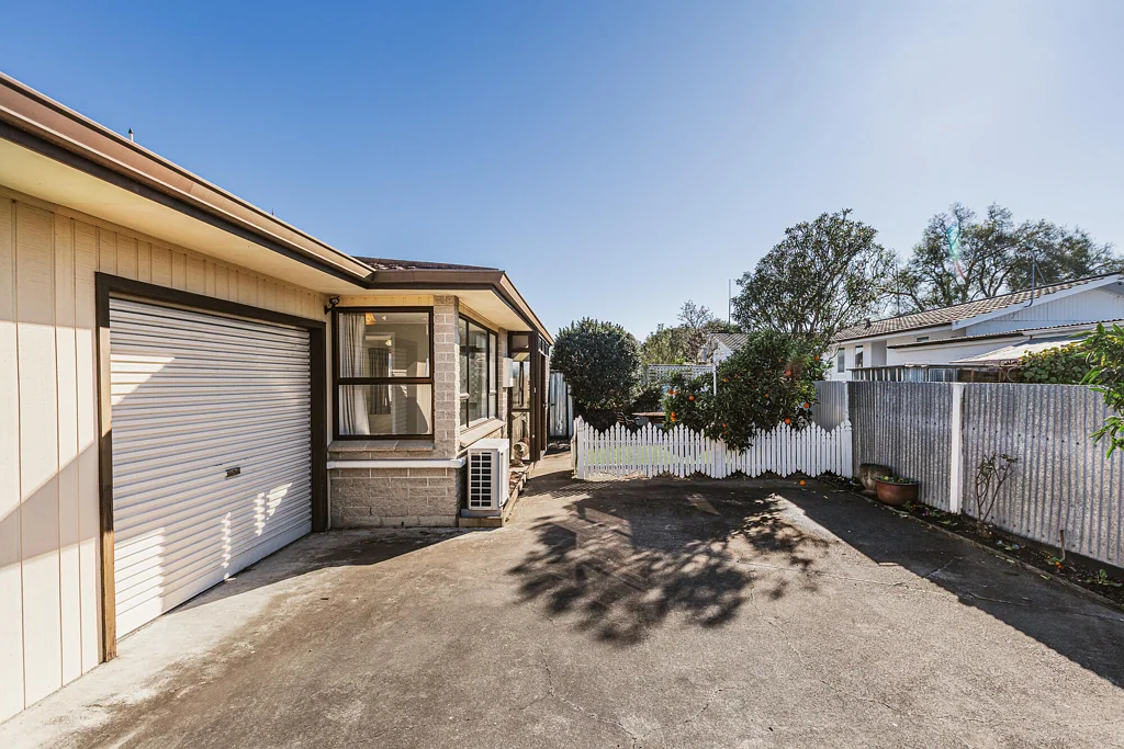 Saint Leonards 3 Bedroom Recently Renovated and Move in Ready