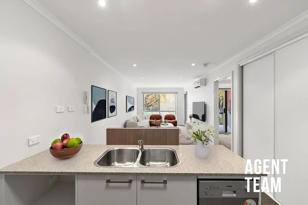 Turner 1ห้องนอน Prime Turner Position, Ground Floor Living Opposite Parkland in the Sought After Ikona Complex