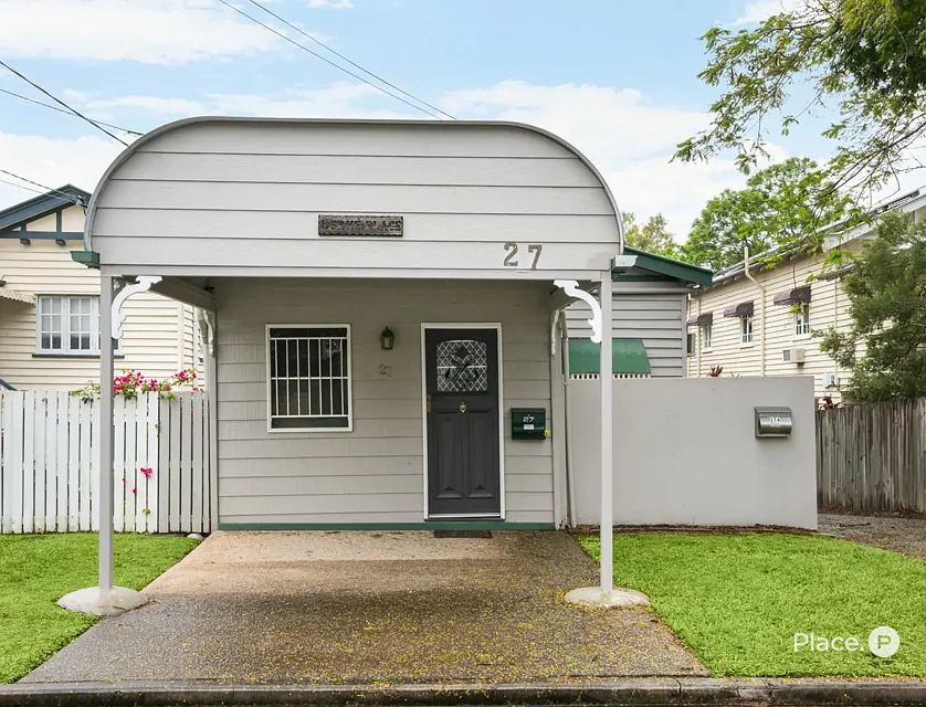 27 & 27A Burke Street, Coorparoo, Brisbane - Eastern Region, 4 कमरे, 2 बाथरूम, House