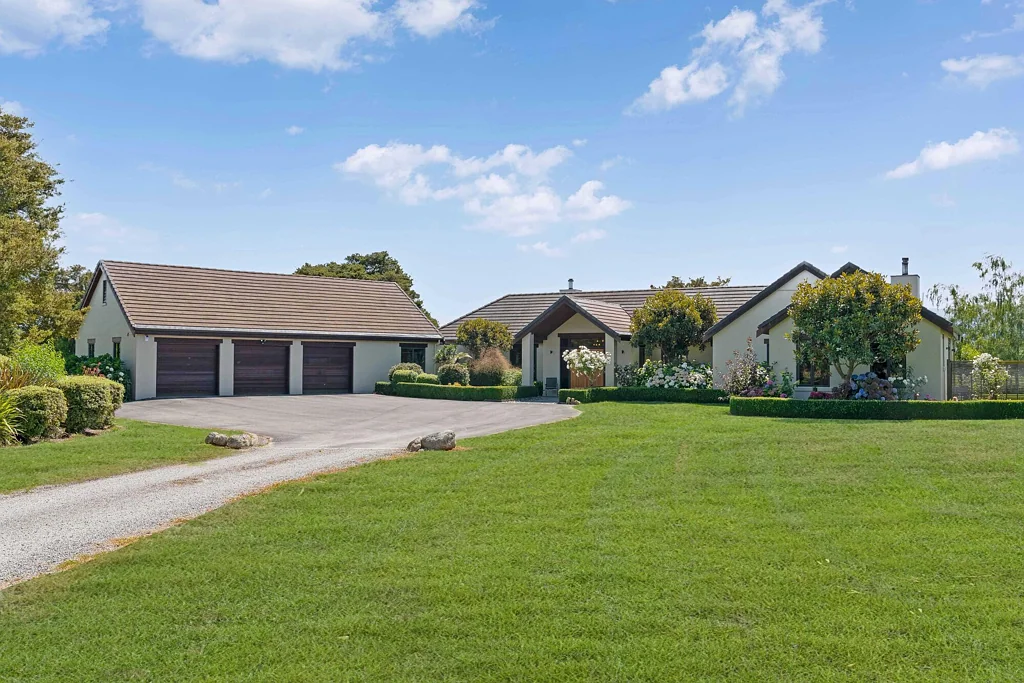 Greytown 5房  Totara Iti - Premium Lifestyle Awaits