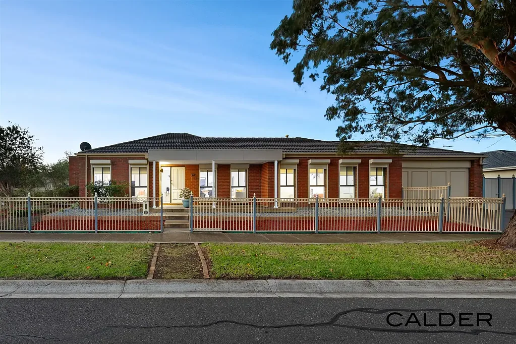 St Albans 4Moenga Brimbank Heights Estate