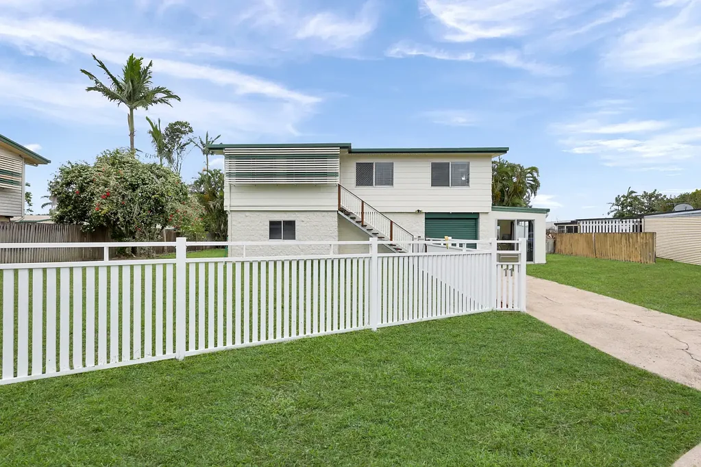 11 Ramsay Court, Beaconsfield, QLD 4740