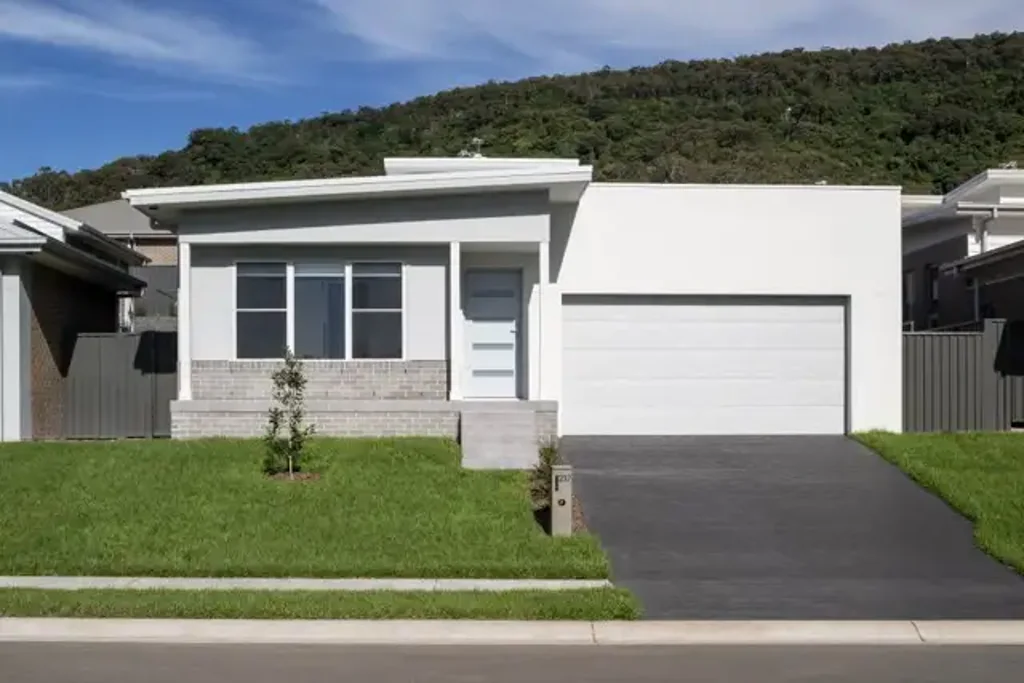 Albion Park 5Phòng ngủ Morden Brand New - Ready to Move in House for sale