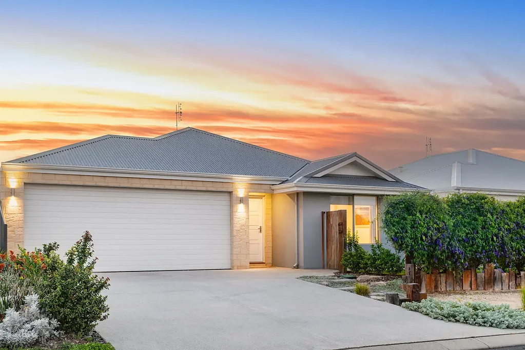 7 Newquay Terrace, Dunsborough, WA 6281