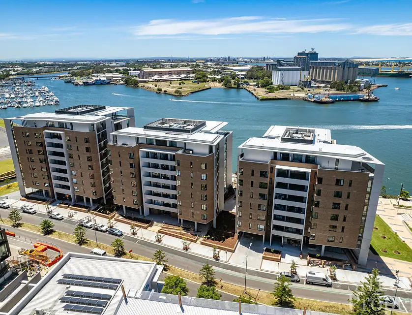 304/43 Honeysuckle Drive, Newcastle, Newcastle, 2 ห้องนอน, 2 ห้องน้ำ, Apartment