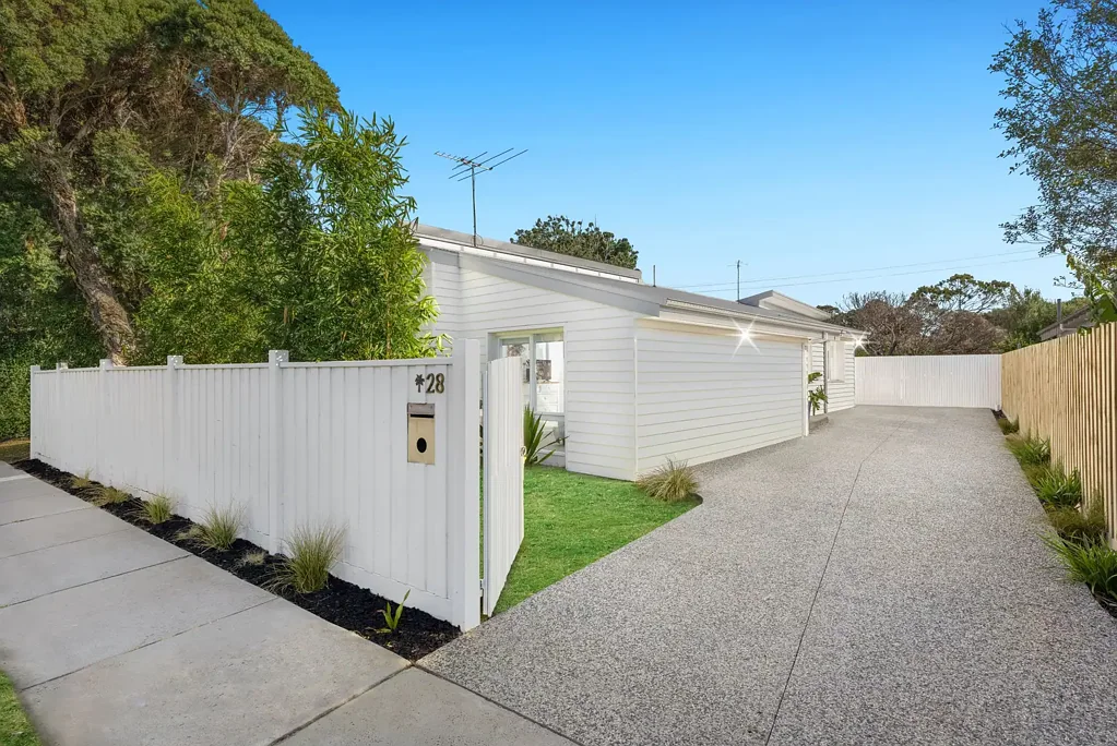 Carrum 5Zimmer Coastal Bliss on Melaleuca - Fully Renovated Retreat