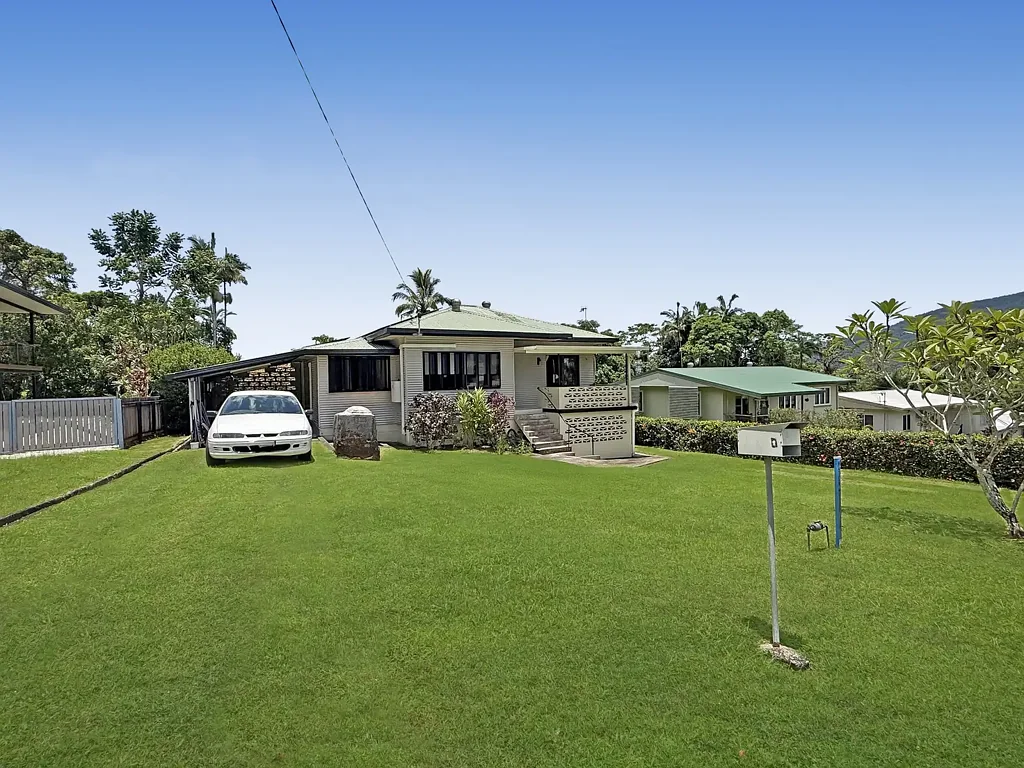 8 Briggs Street, Tully, QLD 4854