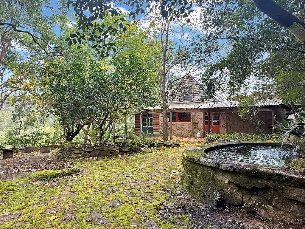 Wollombi ‘Cicada Hill’ – Character-Filled Sanctuary in the Heart of Wollombi