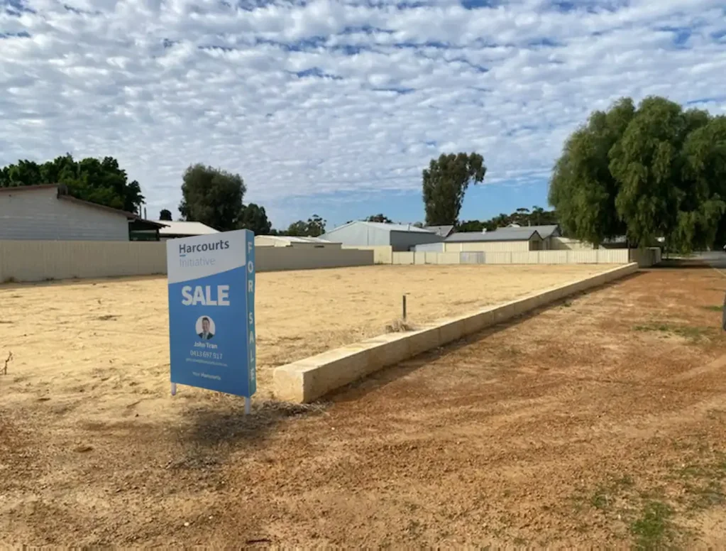 33 Stafford Street, Moora, WA 6510