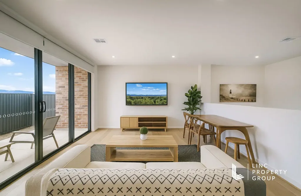 Whitlam 3房  Contemporary Townhouse Living in the Heart of Whitlam