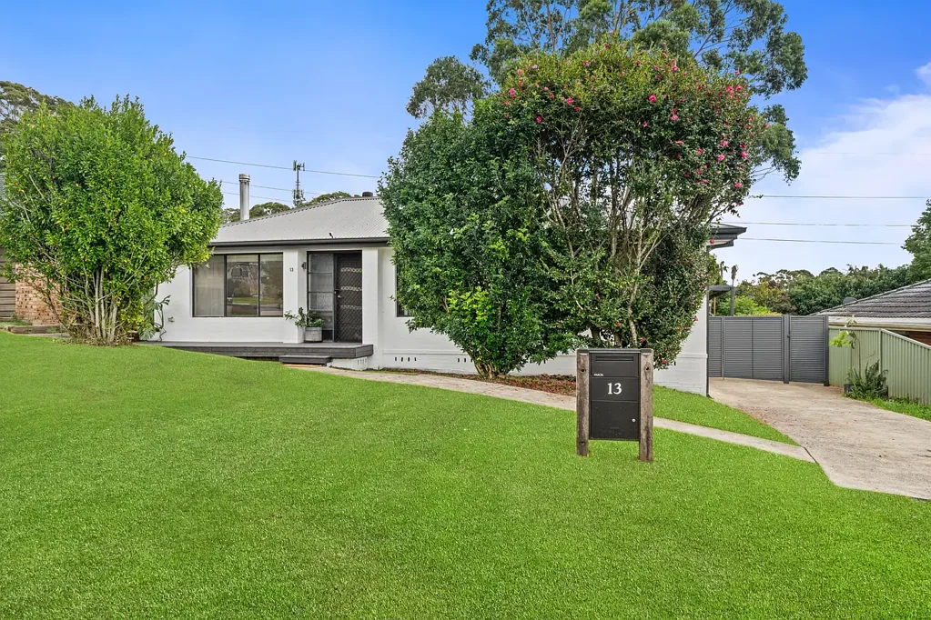 13 Newhaven Place, Bateau Bay, NSW 2261
