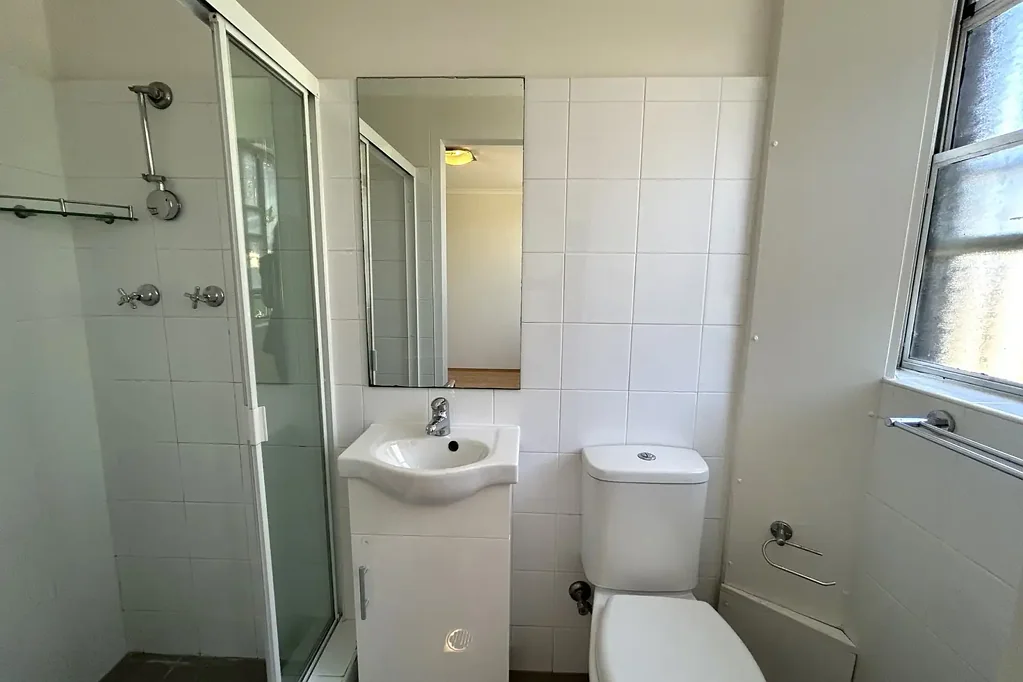 3 bedroom unit with courtyard