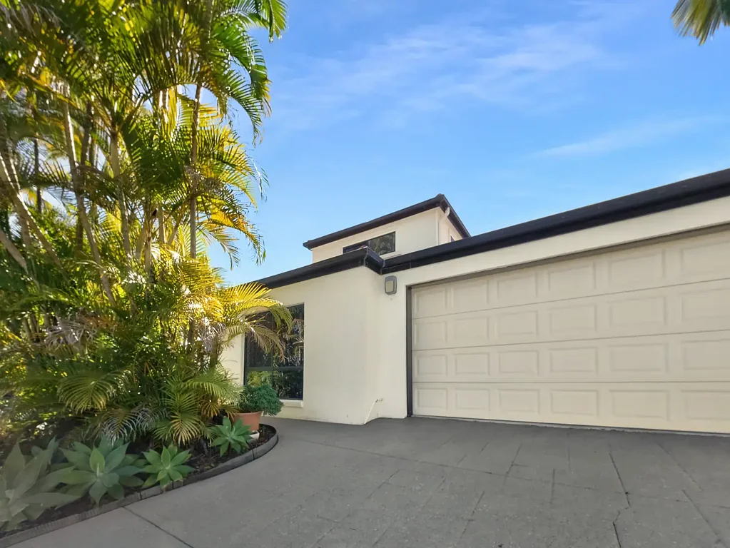 Mountain Creek 4chambre Large House Sized Duplex with Bedroom Downstairs & No B/C Fees