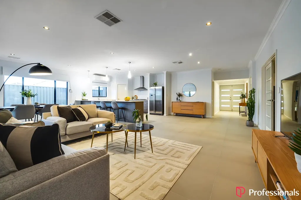 Landsdale 4ห้องนอน Interested? Better Call Tom 0488 004 363
