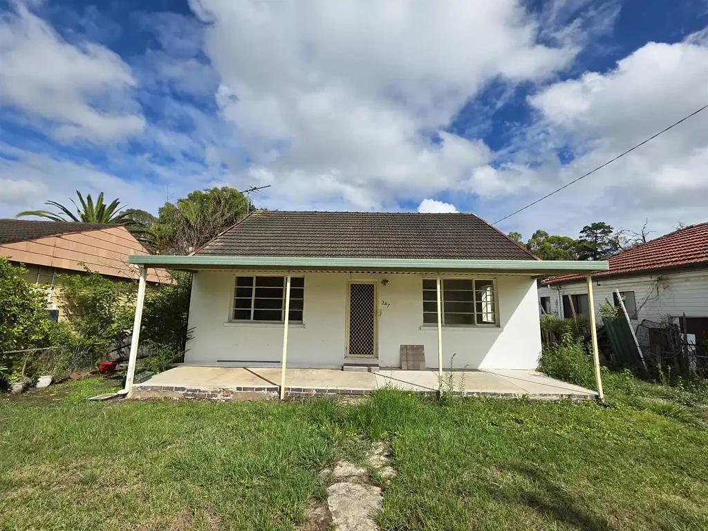 Single-Storey Home