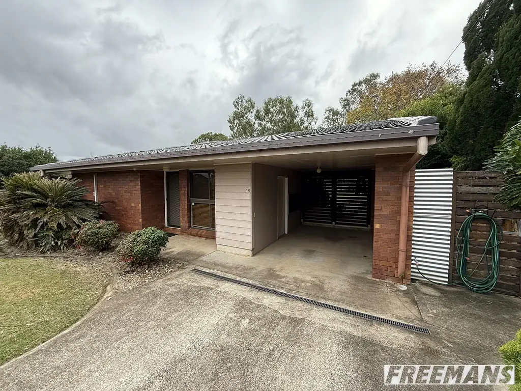 Nanango 3Moenga 3 Bedroom Brick & Tile - Large Shed