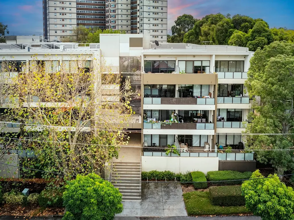212/80 Ormond Street, Kensington, VIC 3031
