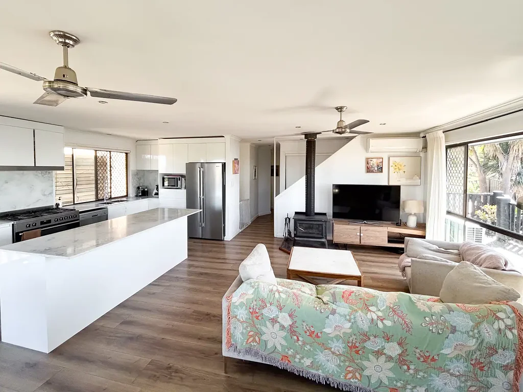 Kingaroy 5房  Country style elegance with Views & Family Comforts