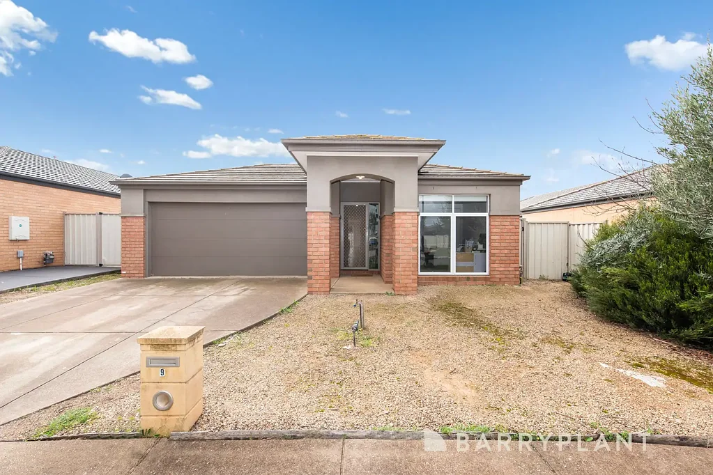 9 Red Fox Boulevard, Brookfield, VIC 3338