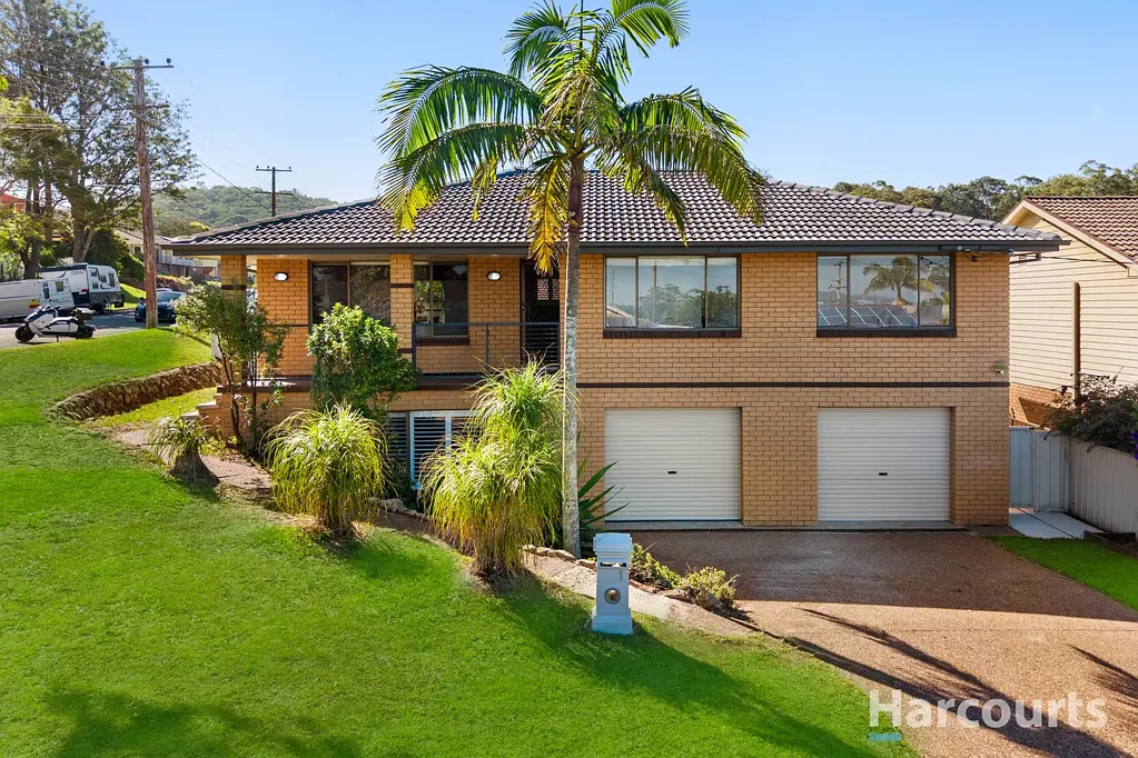 1 Jamboree Close, Fennell Bay, NSW 2283