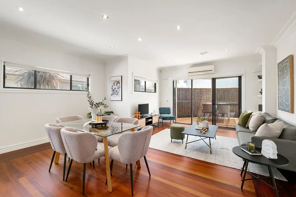 2/61 Rose Street, Altona, VIC 3018