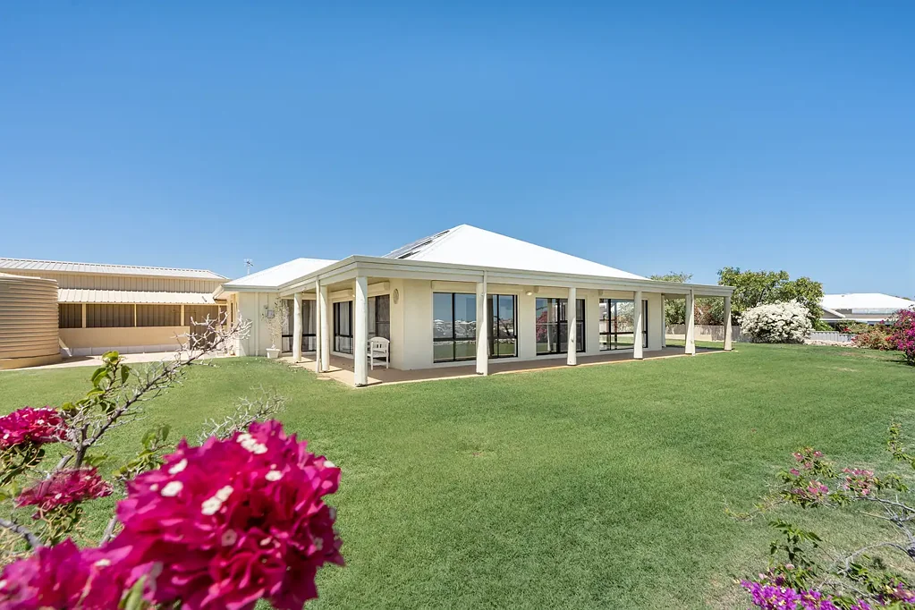12 Quayside Vista, Drummond Cove, WA 6532