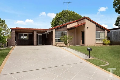 Mansfield 4ਬੈੱਡਰੂਮ Walk to Mansfield State School and High. Low-set family home in a cul-de-sac.