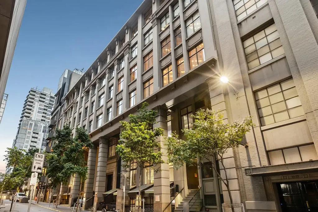 Fully Furnished Manhattan Warehouse Living