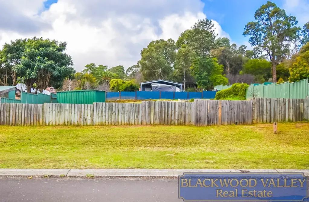 1B Brockman Street, Bridgetown, WA 6255