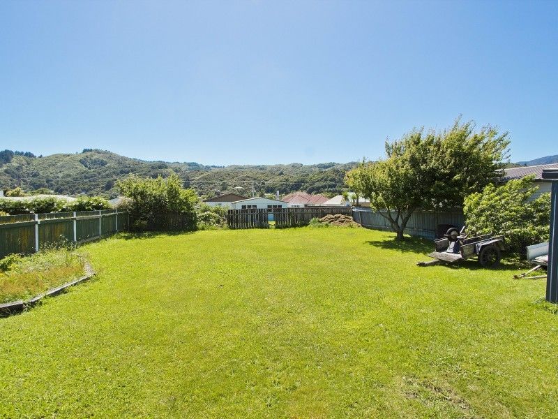 27 Bledisloe Crescent, Wainuiomata, Lower Hutt, 2 રૂમ, 0 બાથરૂમ