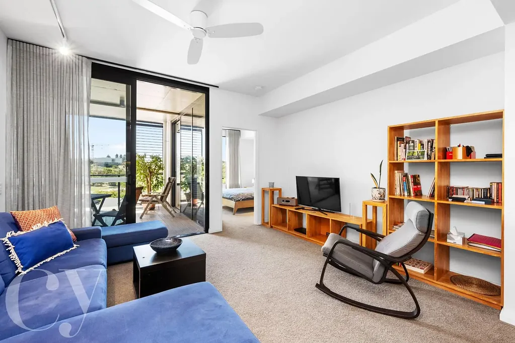 Urban Living with Stunning Fremantle Views