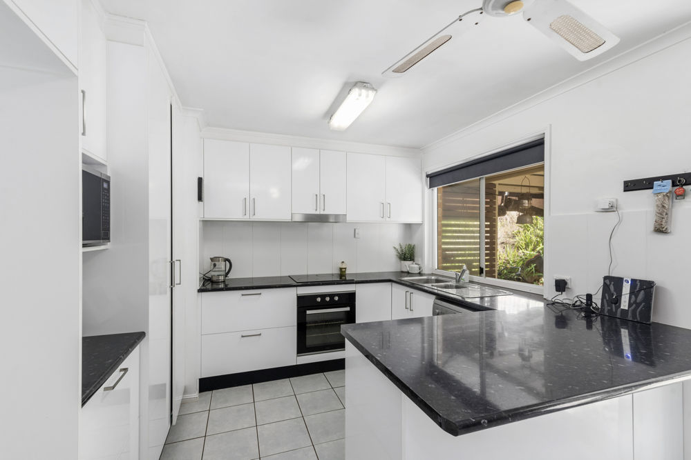 38 GLEN AYR DR, BANORA POINT NSW 2486, 0房, 0浴, House