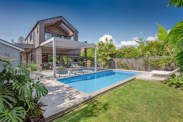 11 Cheltenham Road, Cheltenham, Devonport, North Shore City