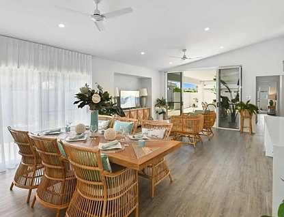 Corner of Dickson and Old Port Road, Port Douglas, Cairns, 5 Bedrooms, 3 Bathrooms, House