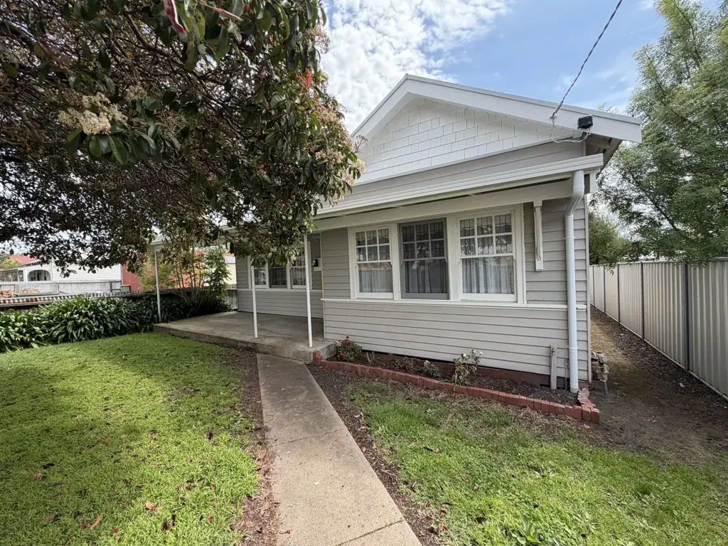 Recently Renovated 3-Bedroom Home Close to the CBD