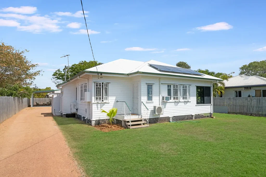 Garbutt 2બેડરૂમ Under Offer - Big Block & Shed