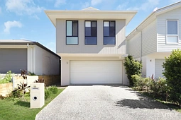 10 Cook Lane, Logan Reserve