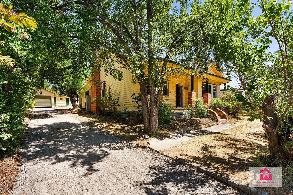 4 Baird Street, Castlemaine, VIC 3450